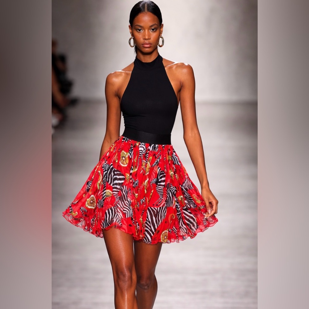 Dolce & Gabbana Red Floral & Zebra A-Line Silk Skirt. Size IT 38